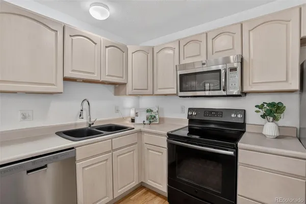 $450,000 | 792 Gateway Circle, Lafayette, CO 80026