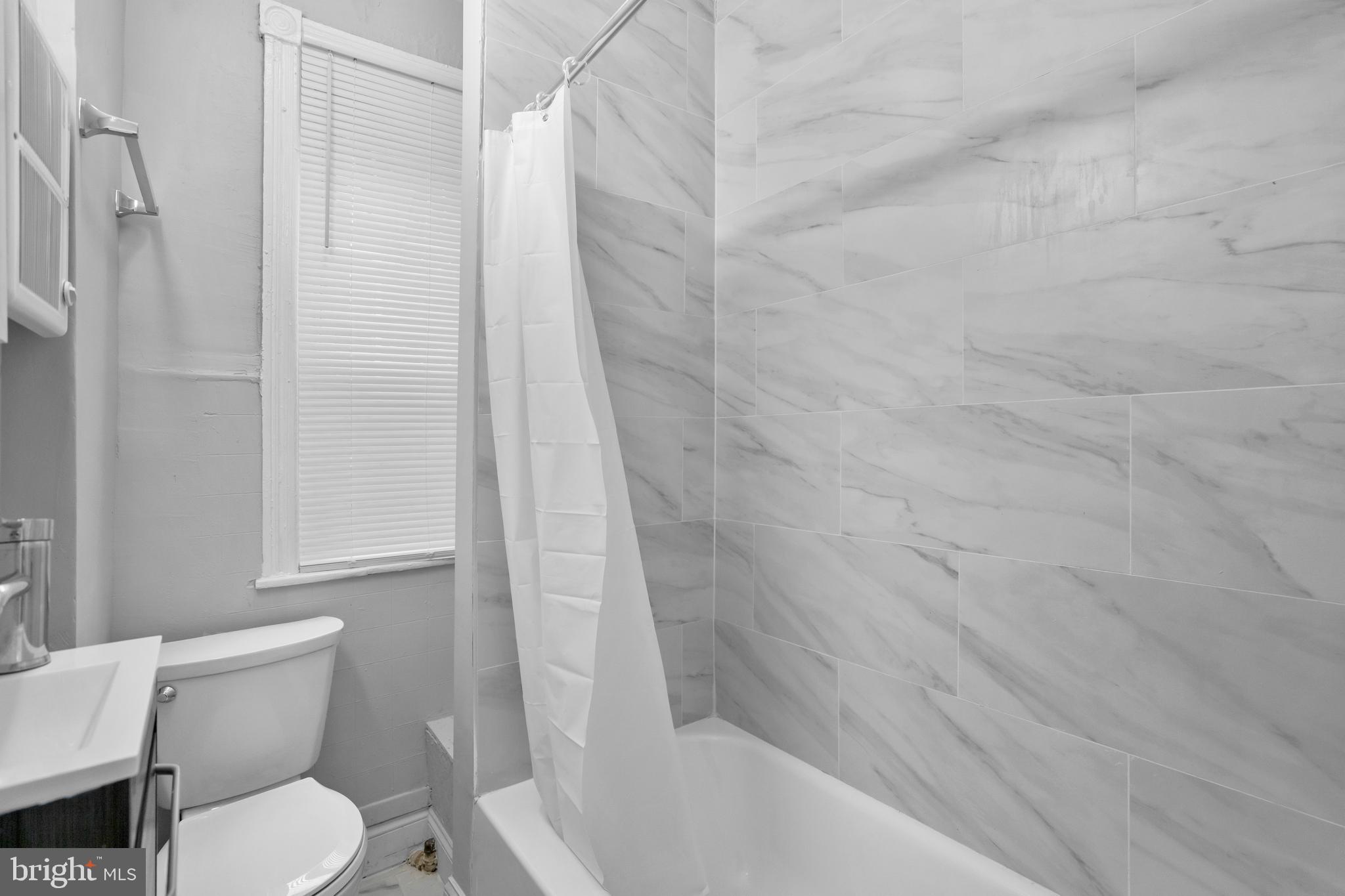 3231 Hope Street Philadelphia, PA 19140 - Photo 6 of 14