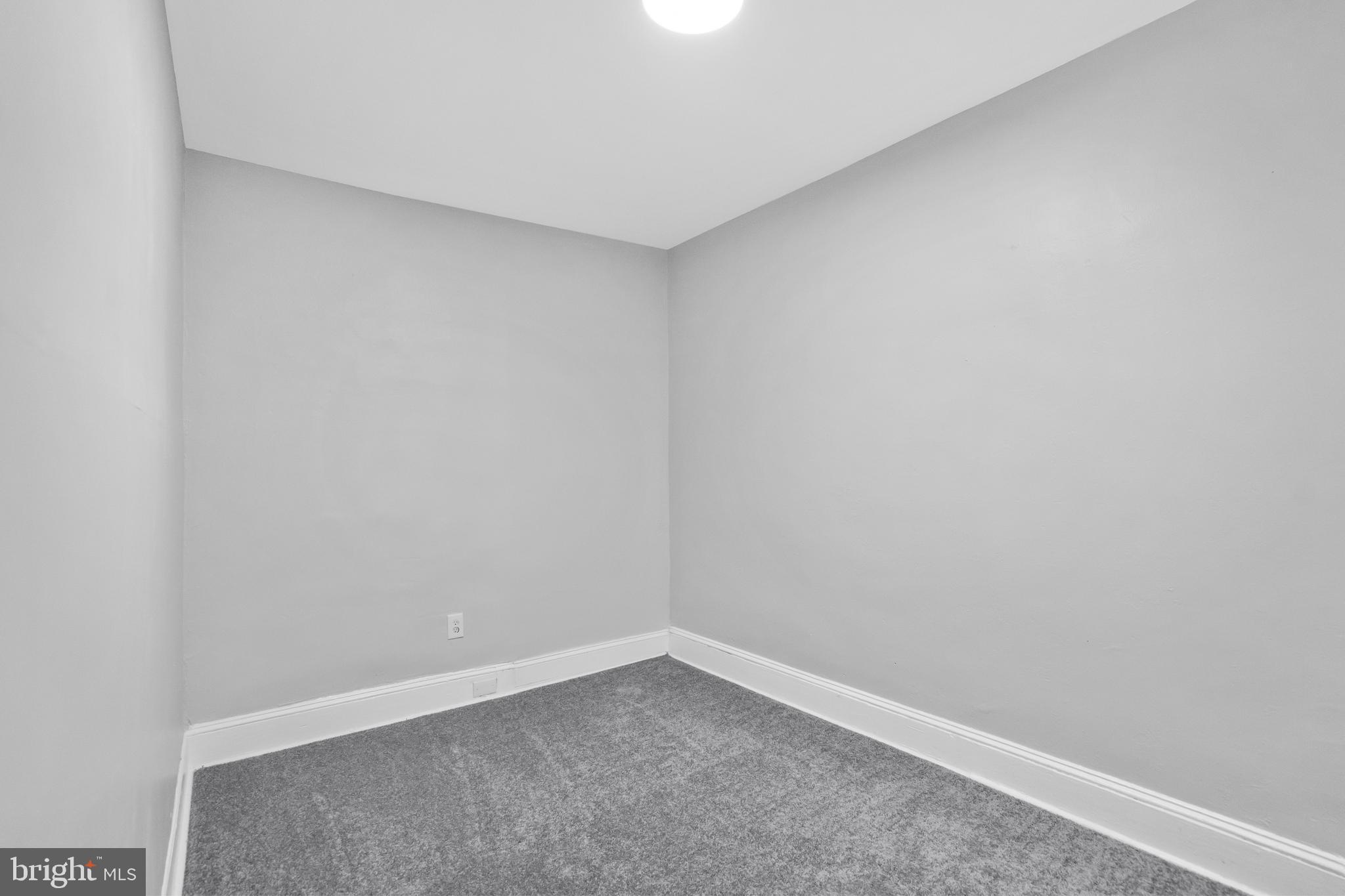 3231 Hope Street Philadelphia, PA 19140 - Photo 7 of 14