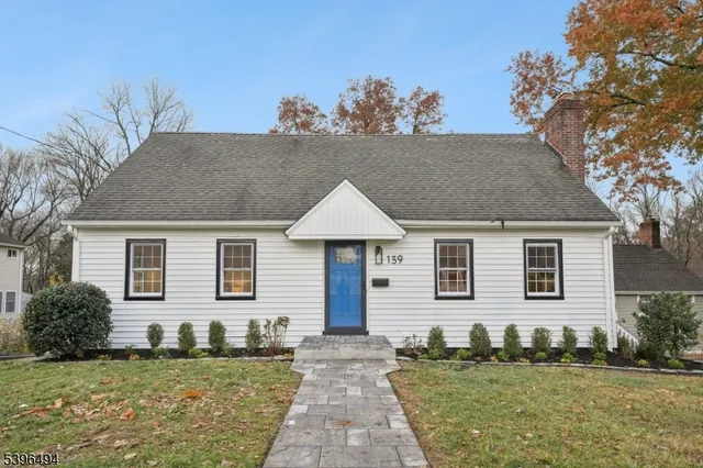 $5,200 | 139 Ridgedale Avenue, Florham Park, NJ 07932