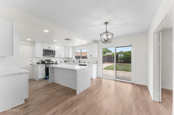 $528,900 | 37863 17th Street East, Palmdale, CA 93550