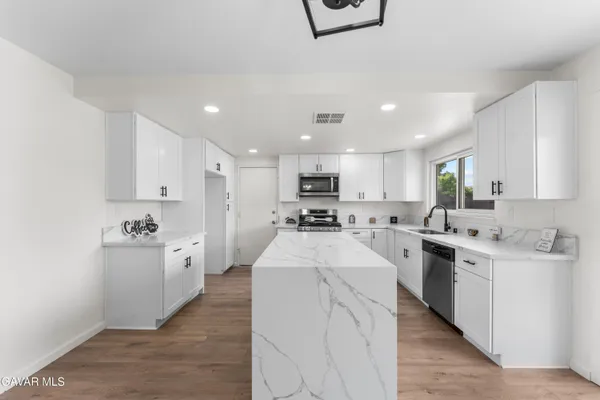 $528,900 | 37863 17th Street East, Palmdale, CA 93550