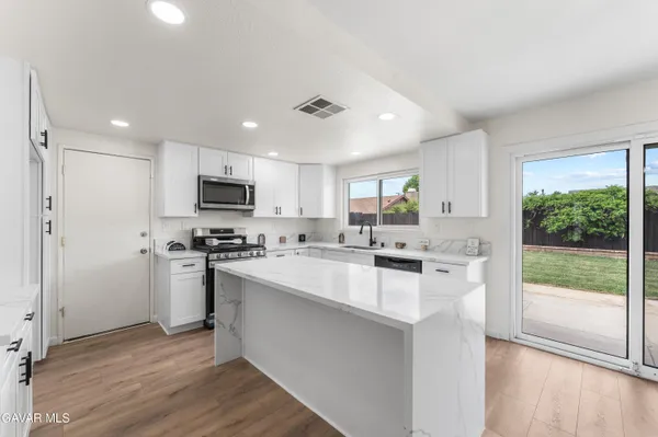 $528,900 | 37863 17th Street East, Palmdale, CA 93550