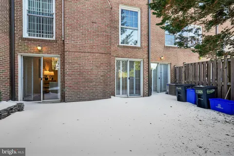 $650,000 | 4821 Sangamore Road, Unit 12, Bethesda, MD 20816