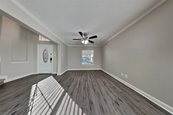$2,195 | 32106 Willow Creek Park, Conroe, TX 77385