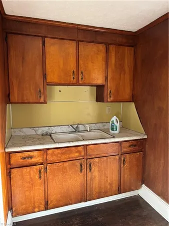$299,900 | 106 College Street, Thomasville, NC 27360