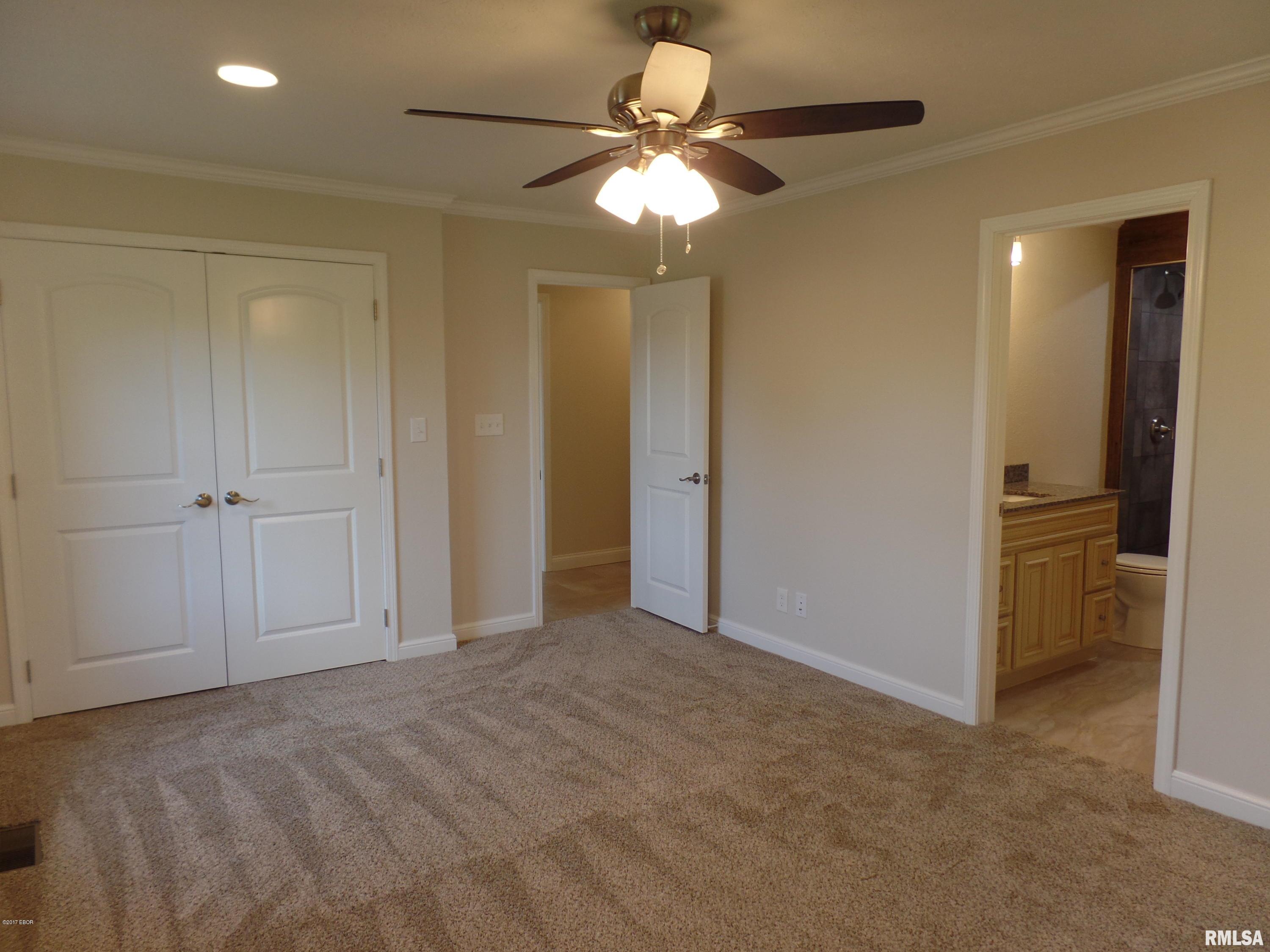 295 Woodlake Road Eldorado, IL 62930 - Photo 24 of 27 Gallery Image 24