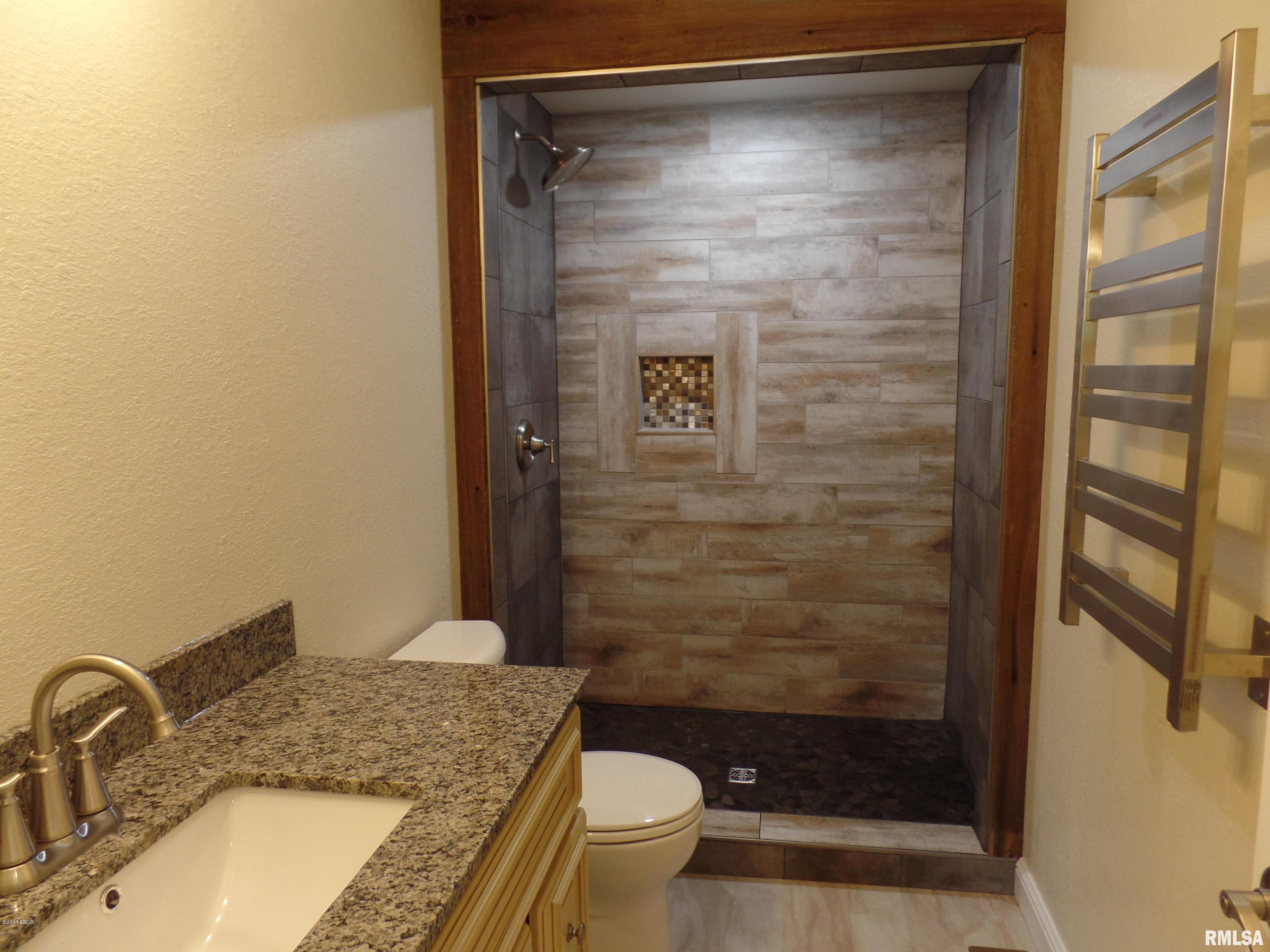 295 Woodlake Road Eldorado, IL 62930 - Photo 25 of 27 Gallery Image 25