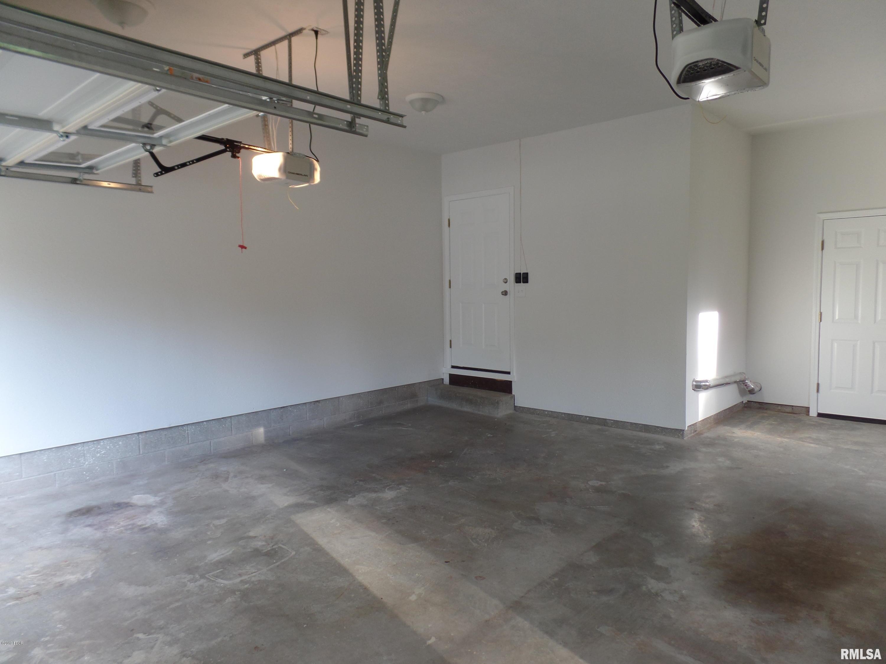 295 Woodlake Road Eldorado, IL 62930 - Photo 26 of 27 Gallery Image 26