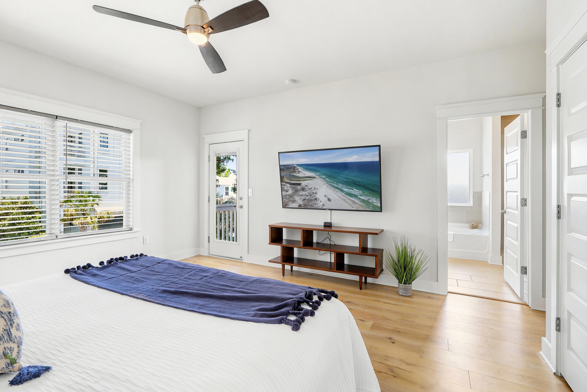338 Grande Pointe Circle Inlet Beach, FL 32461 - Photo 22 of 43 Direct Access to Ensuite