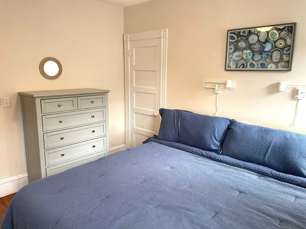 $3,100 | 41 Merton Road, Unit 2, Newport, RI 02840