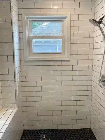 $3,100 | 41 Merton Road, Unit 2, Newport, RI 02840