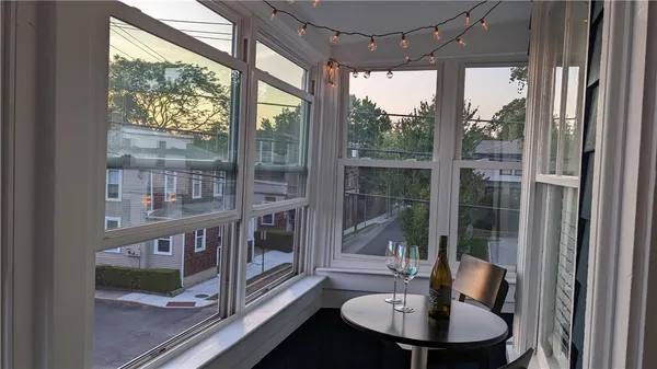 $3,100 | 41 Merton Road, Unit 2, Newport, RI 02840