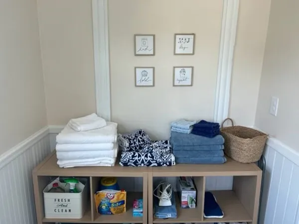 $3,100 | 41 Merton Road, Unit 2, Newport, RI 02840