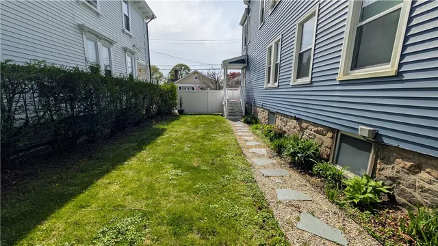 $3,100 | 41 Merton Road, Unit 2, Newport, RI 02840