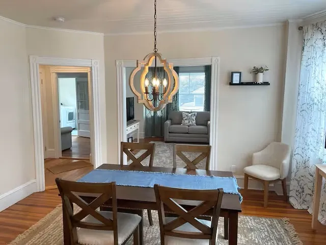 $3,100 | 41 Merton Road, Unit 2, Newport, RI 02840