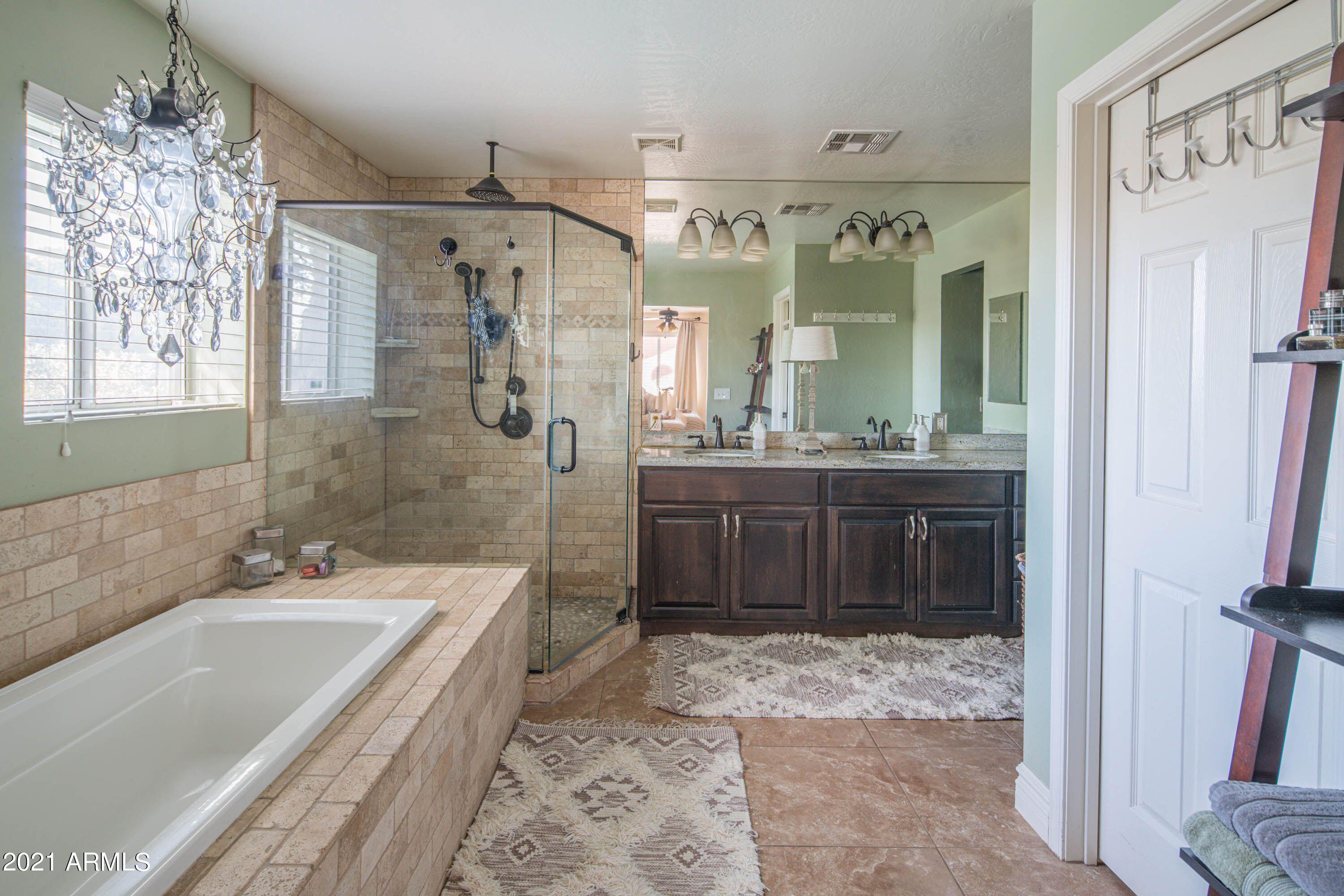 1537 West Escuda Road Phoenix, AZ 85027 - Photo 20 of 37 esc master bath