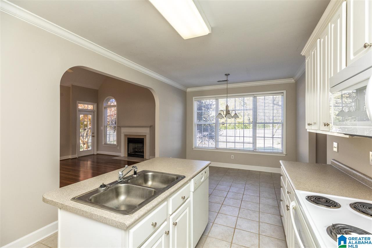 100 Silverstone Lane Alabaster, AL 35007 - Photo 18 of 44