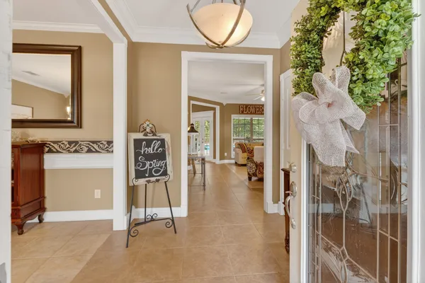 $650,000 | 341 Billy Clark Road, Huntington, TX 75949