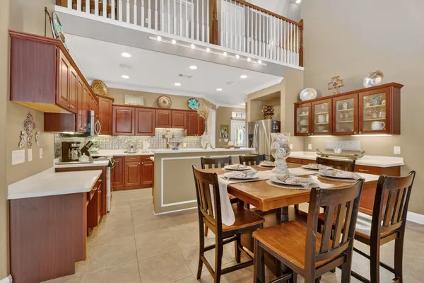 $650,000 | 341 Billy Clark Road, Huntington, TX 75949