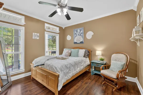 $650,000 | 341 Billy Clark Road, Huntington, TX 75949