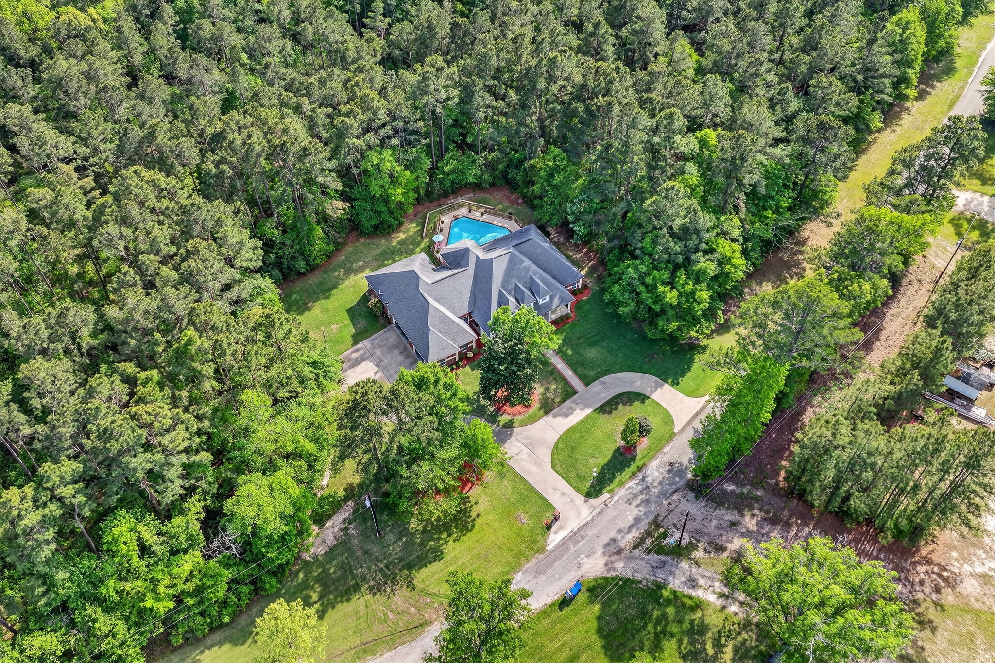 341 Billy Clark Road Huntington, TX 75949 - Photo 10 of 42