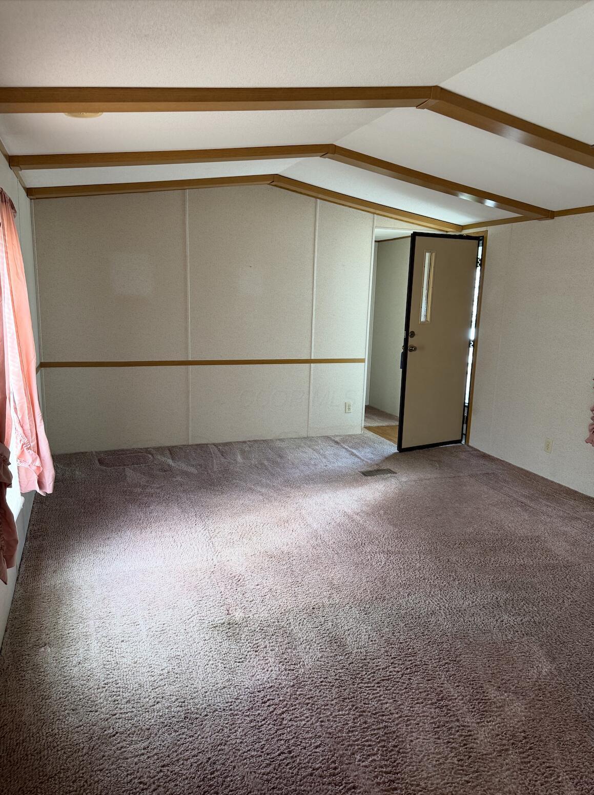 5 Spring Lake Court, Unit 5 Delaware, OH 43015 - Photo 2 of 11