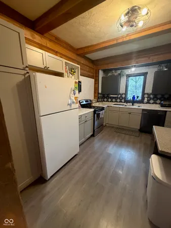 $245,000 | 53 Main Drive, Frankfort, IN 46041