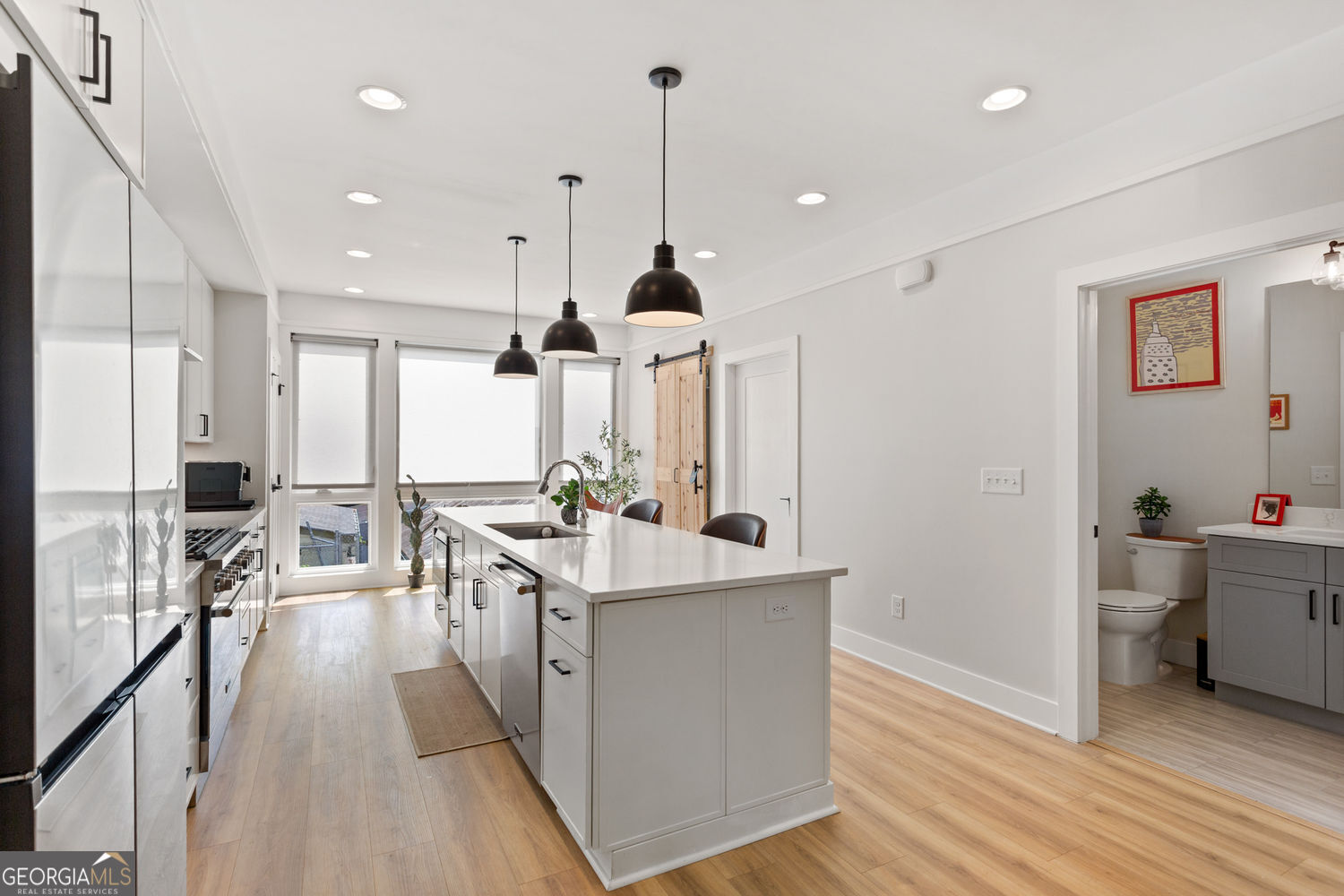 1631 Overlook Way Atlanta, GA 30318 - Photo 9 of 43 Gallery Image 9