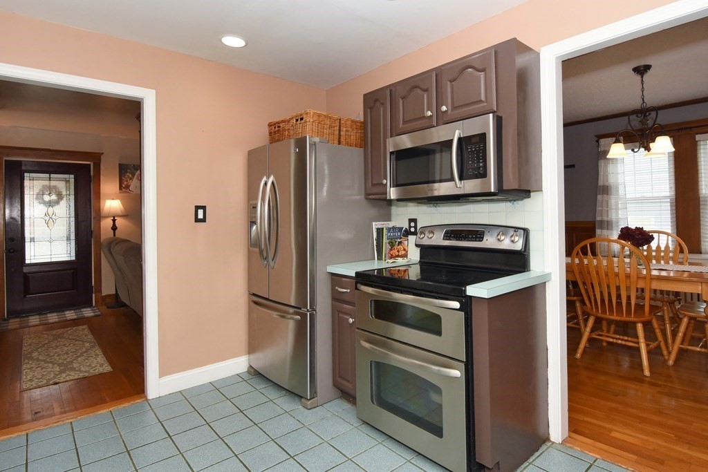63 St Agatha Road Milton, MA 02186 - Photo 4 of 35 Gallery Image 4