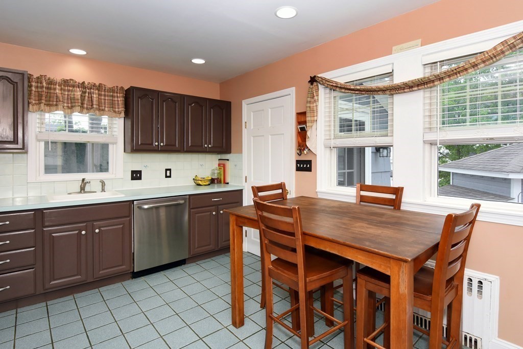 63 St Agatha Road Milton, MA 02186 - Photo 5 of 35 Gallery Image 5