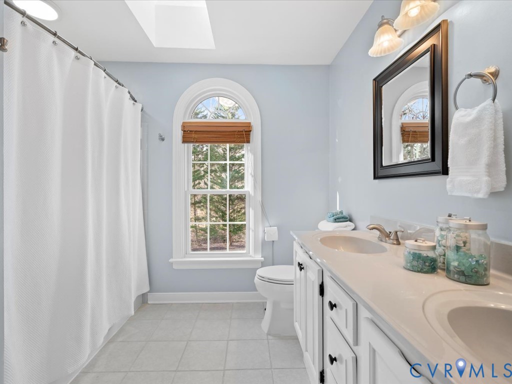 15016 Walnut Bend Road Midlothian, VA 23112 - Photo 29 of 50 Hall Bath