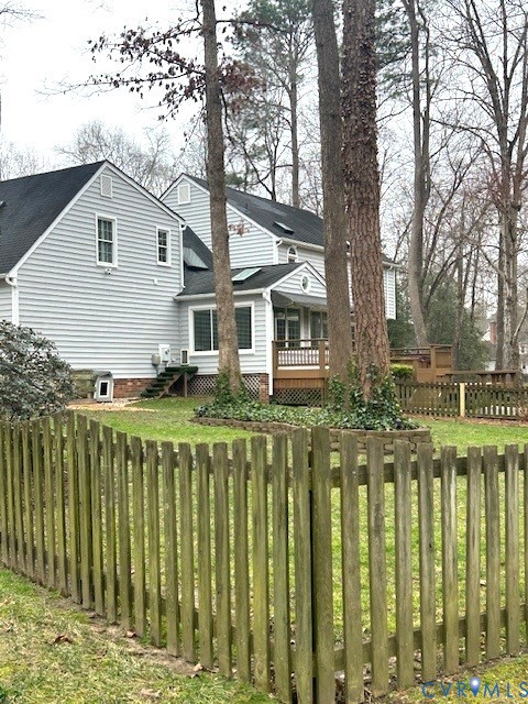 15016 Walnut Bend Road Midlothian, VA 23112 - Photo 35 of 50 Pet-friendly fenced area with steps and built-in p