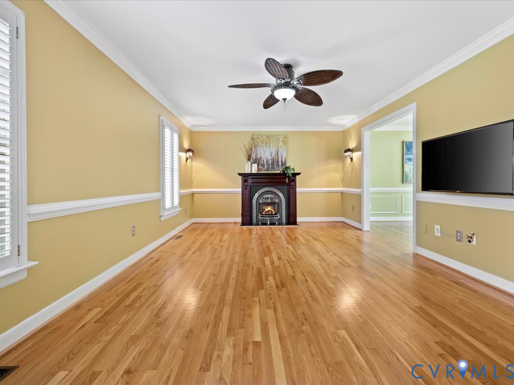 15016 Walnut Bend Road Midlothian, VA 23112 - Photo 5 of 50 Liviing Room
