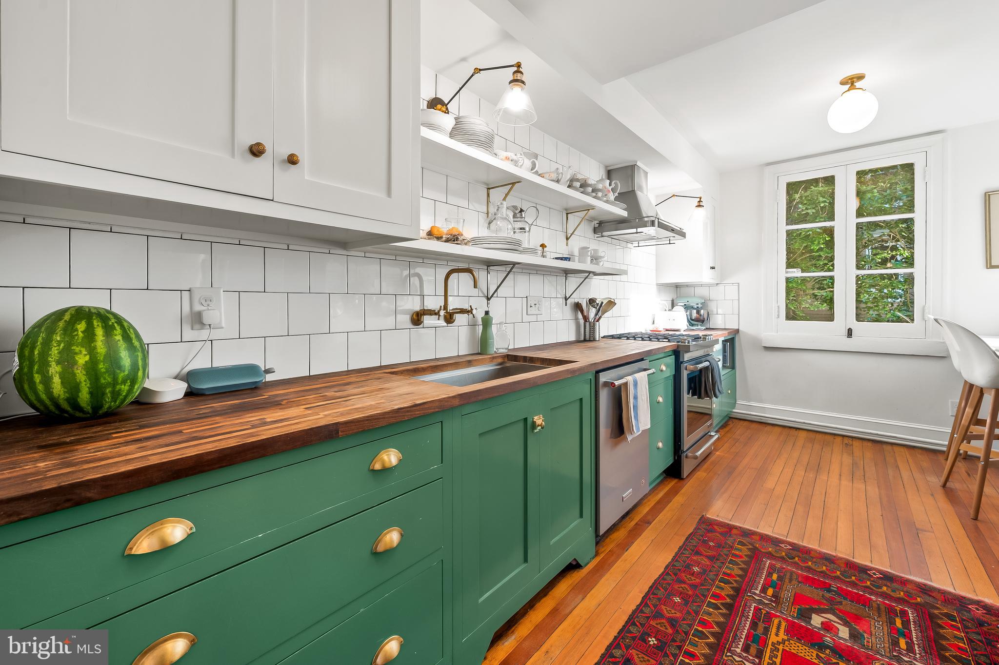 5602 Wexford Road Baltimore, MD 21209 - Photo 17 of 38