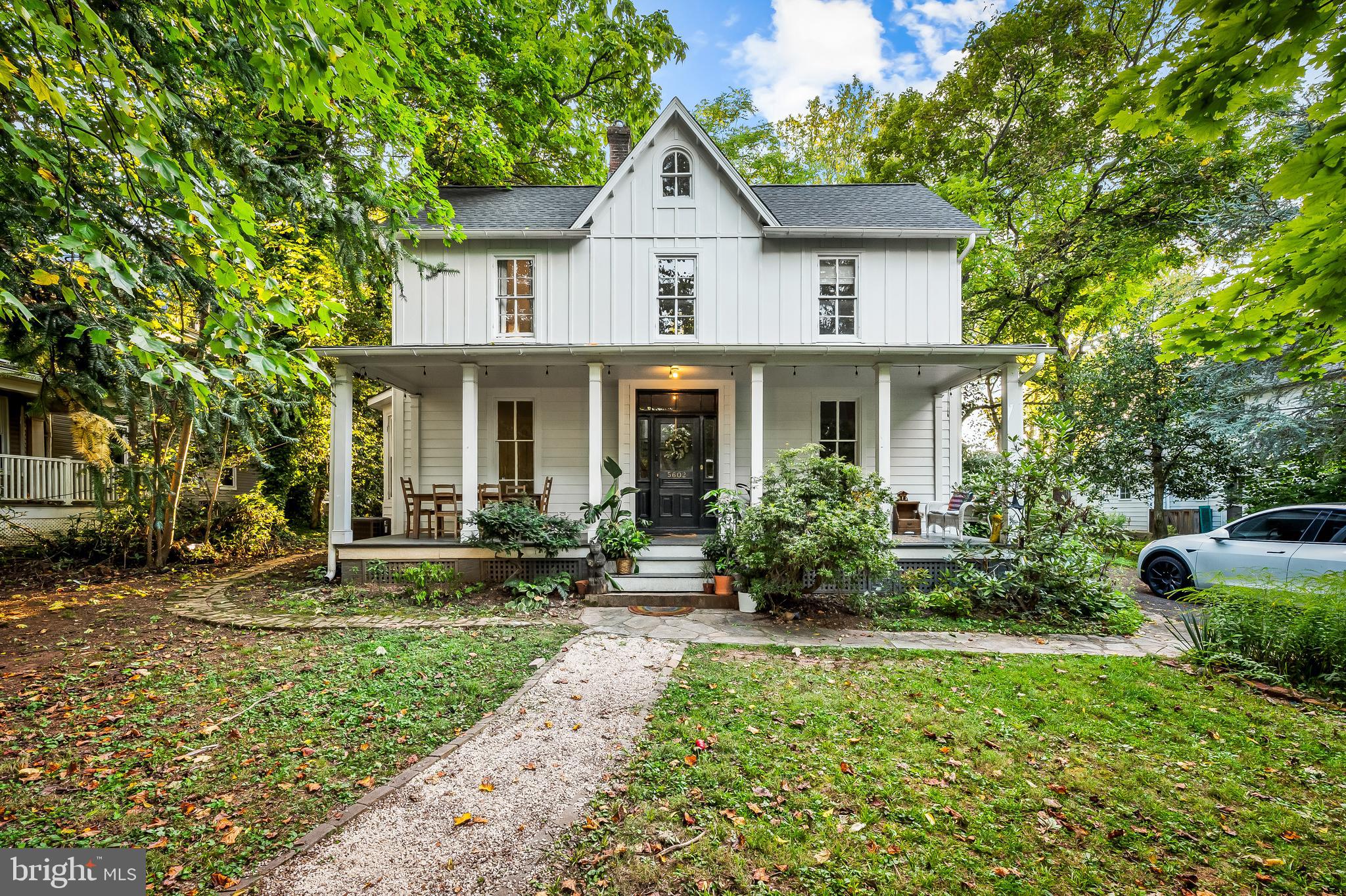 5602 Wexford Road Baltimore, MD 21209 - Photo 2 of 38