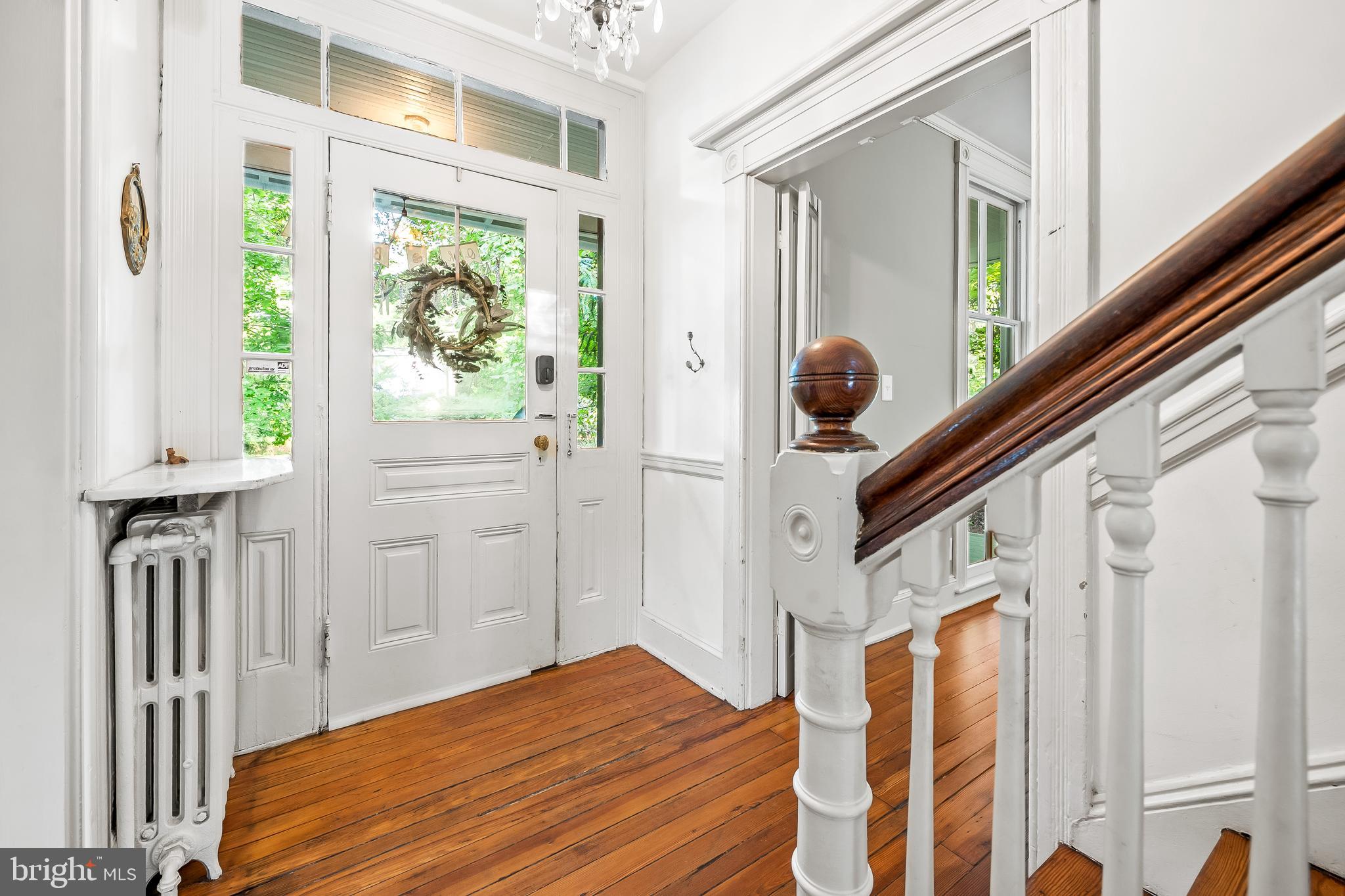 5602 Wexford Road Baltimore, MD 21209 - Photo 7 of 38
