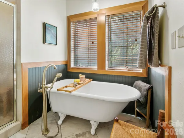 $375,000 | 61 Creekside Way, Unit G101, Burnsville, NC 28714