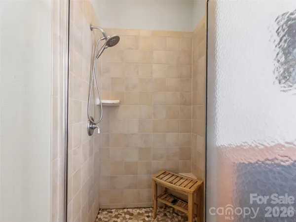 $375,000 | 61 Creekside Way, Unit G101, Burnsville, NC 28714