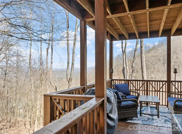 $375,000 | 61 Creekside Way, Unit G101, Burnsville, NC 28714