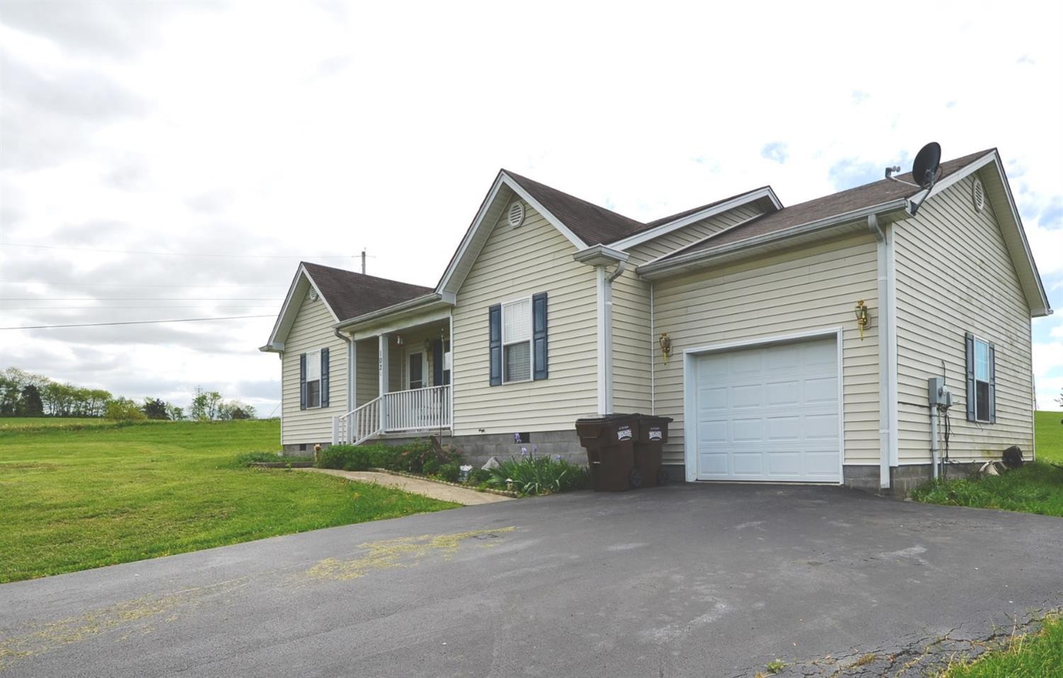 102 Bondville Road Salvisa, KY 40372 - Photo 2 of 13 Photo 2