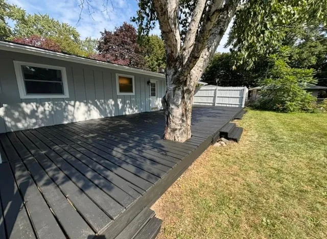 $319,900 | 421 Lake Avenue, Crystal Lake, IL 60014