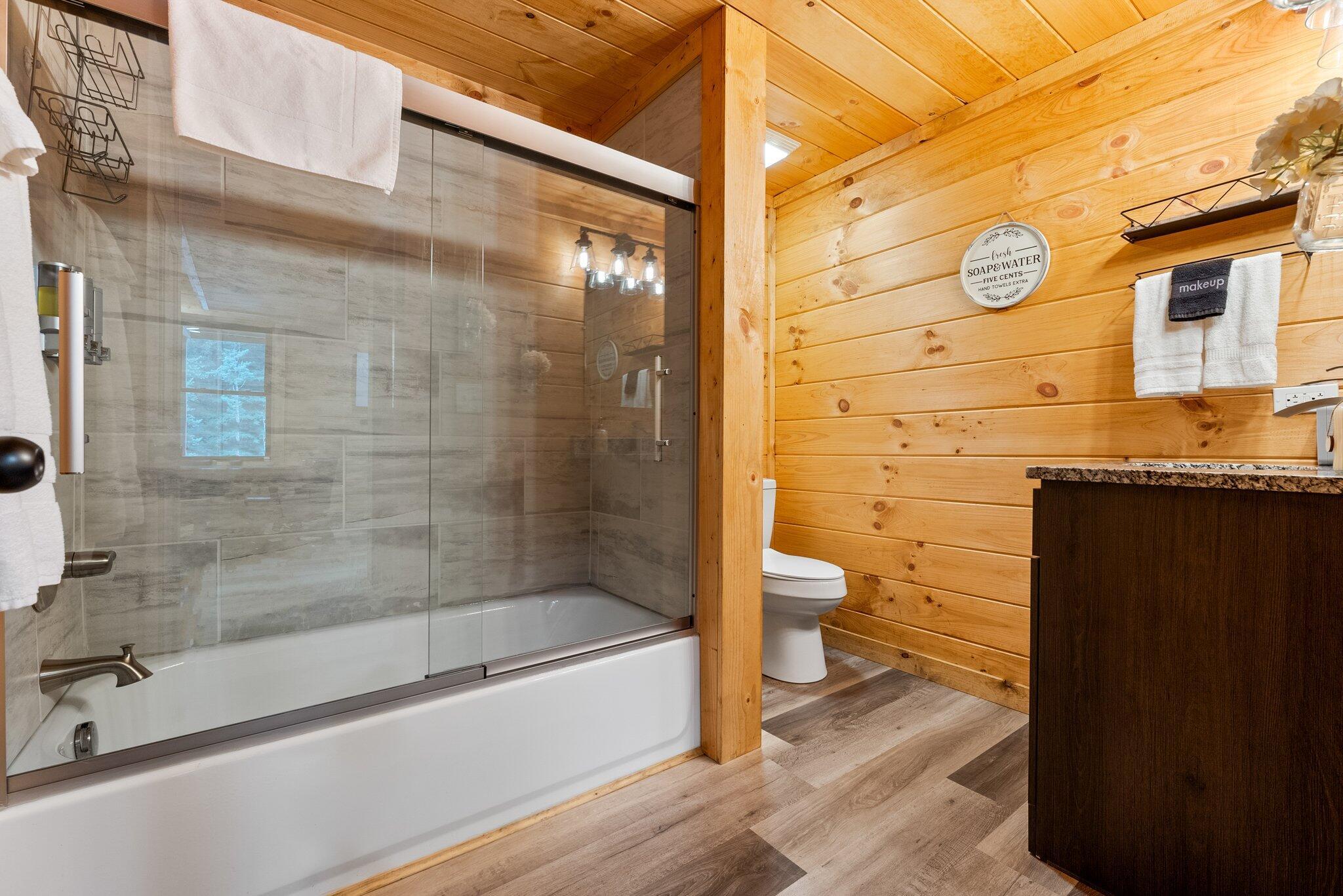 26299 Faris Road McArthur, OH 45651 - Photo 5 of 14 Caribou Full Bathroom 1