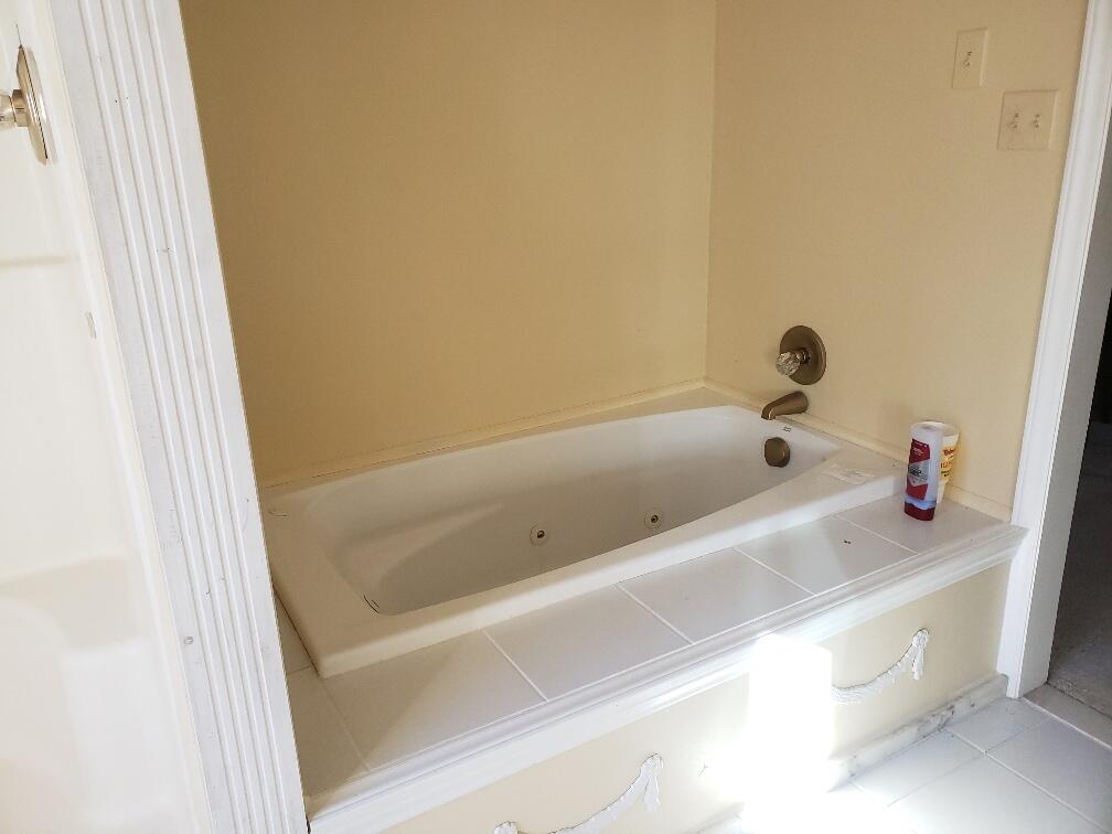 65 Middle Valley Road Hardy, VA 24101 - Photo 7 of 13 a bathroom with a tub and sink