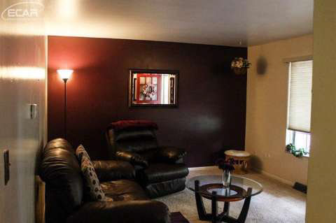10270 Gordon Road Fenton, MI 48430 - Photo 11 of 24 20444363-10.JPG