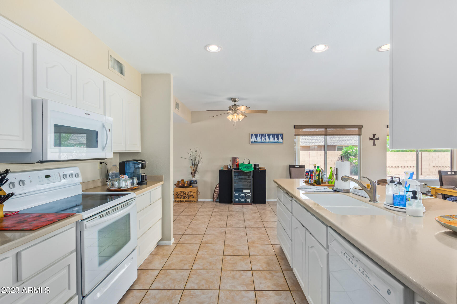 11055 West Oak Ridge Road Sun City, AZ 85351 - Photo 18 of 47 0018-17 - Oak Ridge