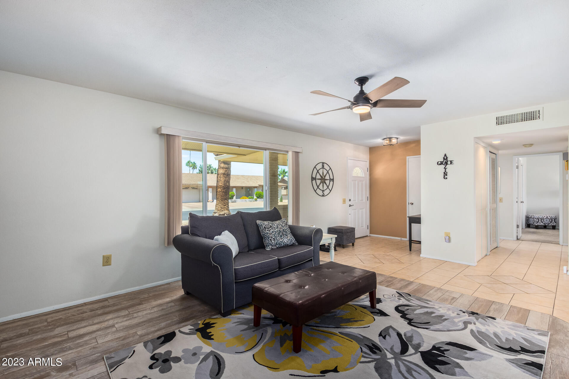11055 West Oak Ridge Road Sun City, AZ 85351 - Photo 10 of 47 0010-10 - Oak Ridge