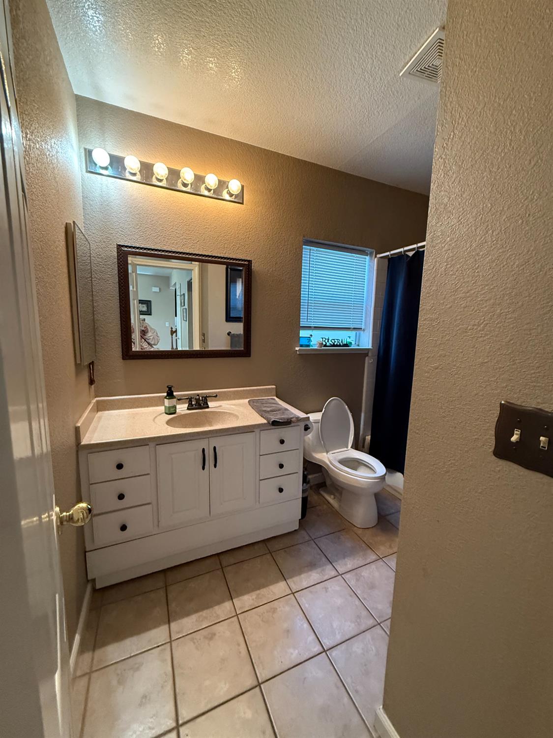 217 Castile Lane Turlock, CA 95382 - Photo 12 of 29