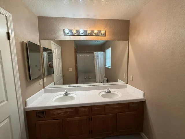 $535,000 | 217 Castile Lane, Turlock, CA 95382