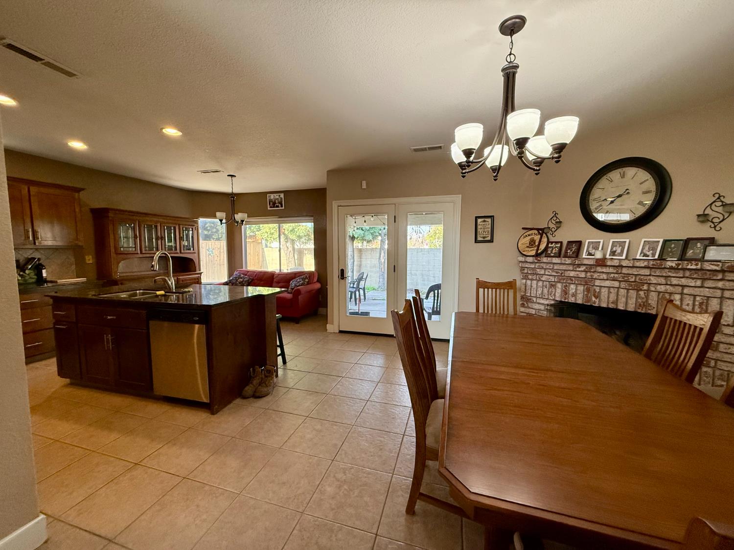 217 Castile Lane Turlock, CA 95382 - Photo 7 of 29